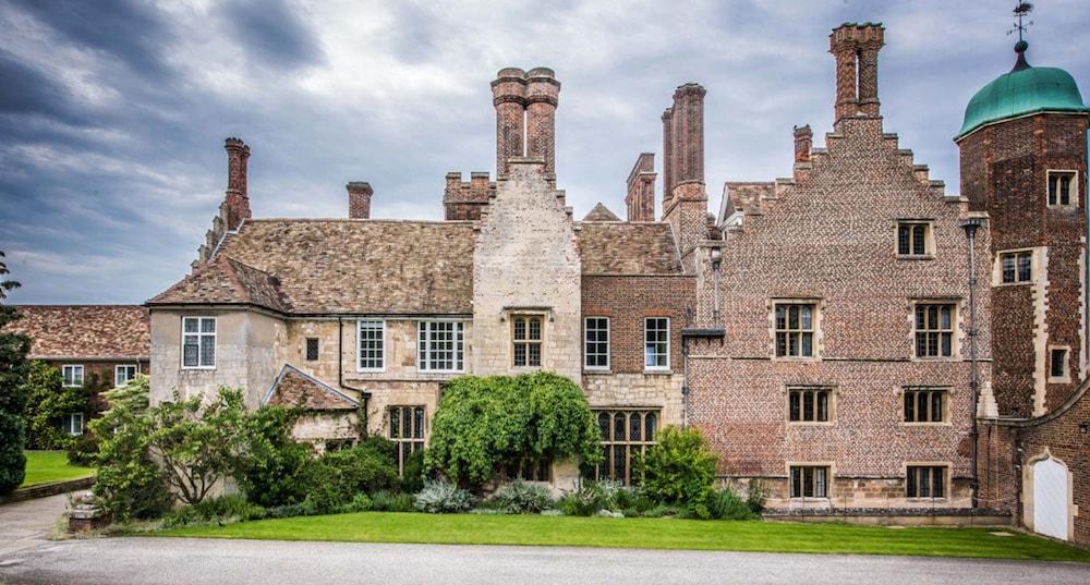 Madingley Hall Bar Hill Экстерьер фото