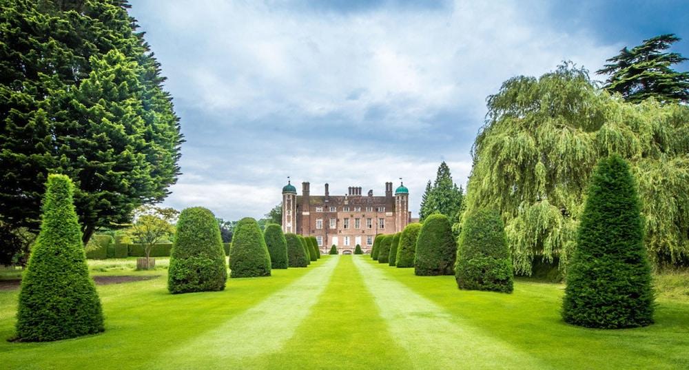 Madingley Hall Bar Hill Экстерьер фото